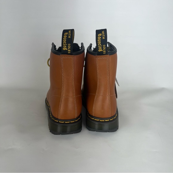 Dr. Doc Martens Men's 1460 Leather Lace Up Boots Brown Crazy Horse New NWT - Picture 2 of 9